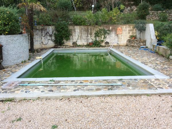 Rénovation piscine, travaux rénovation, vieille piscine